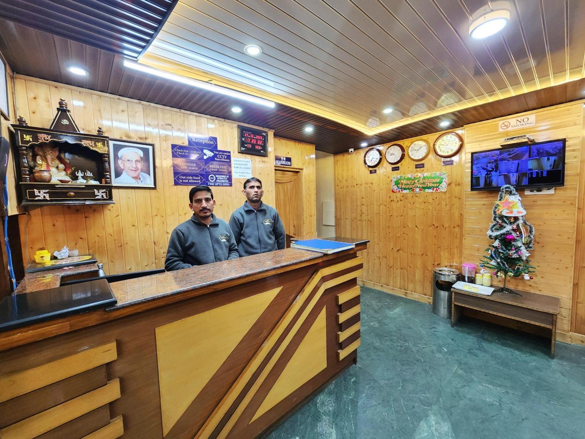 Hotel Taj Palace Near Mall Road Shimla Exterior foto