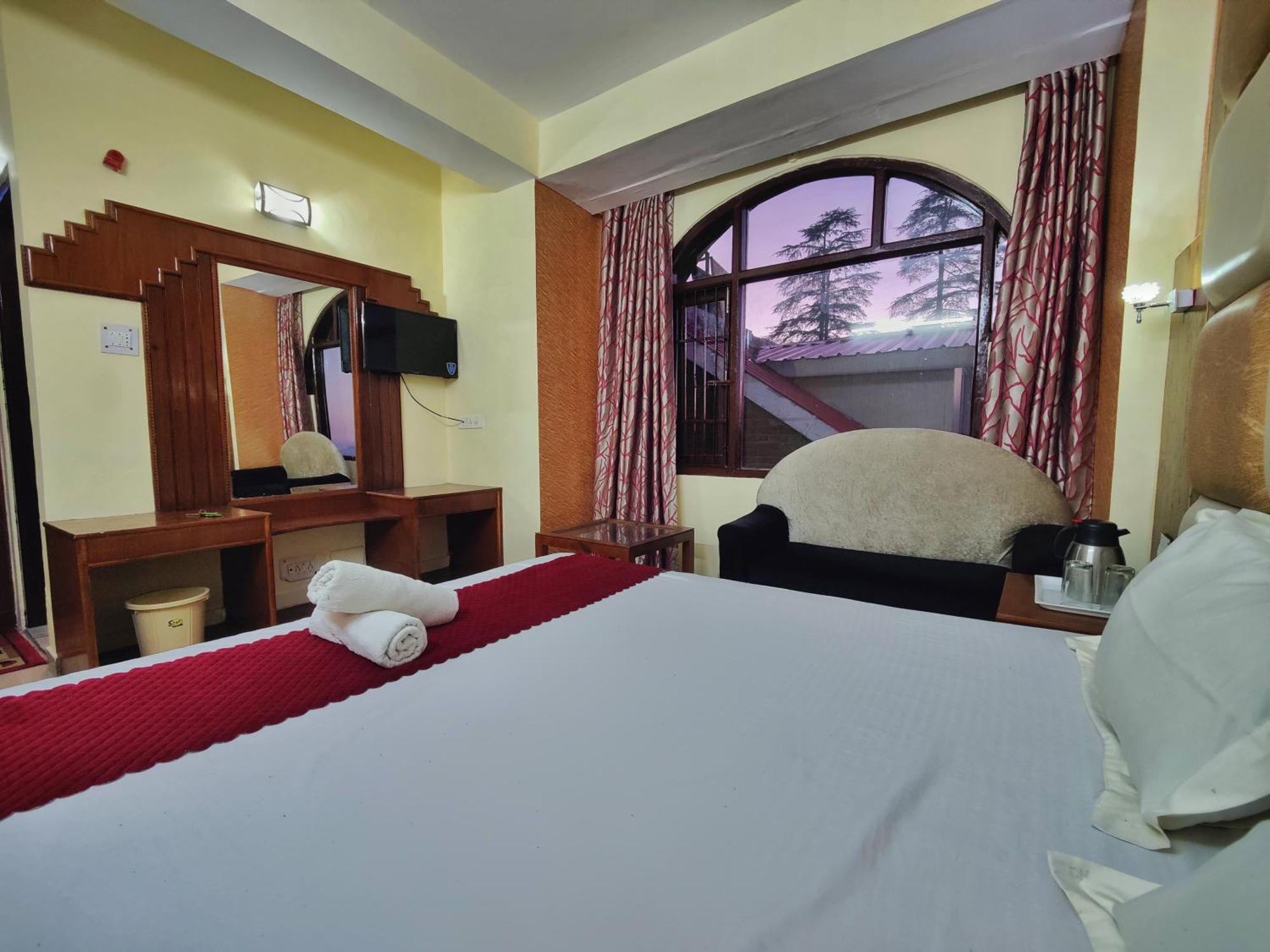 Hotel Taj Palace Near Mall Road Shimla Exterior foto